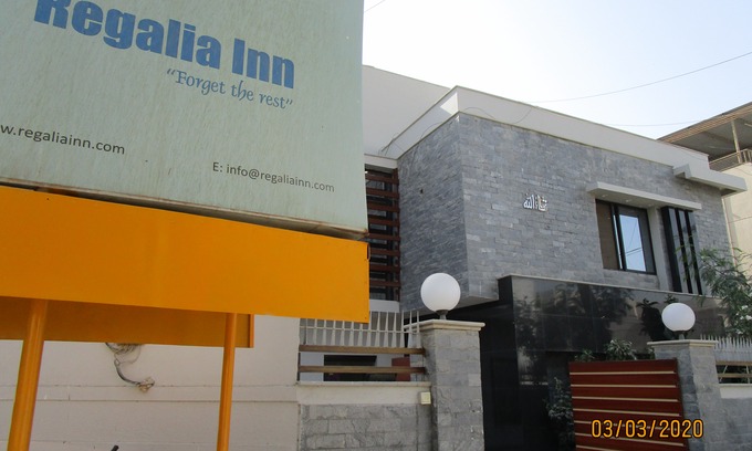 PECHS Hotel | Regalia Inn