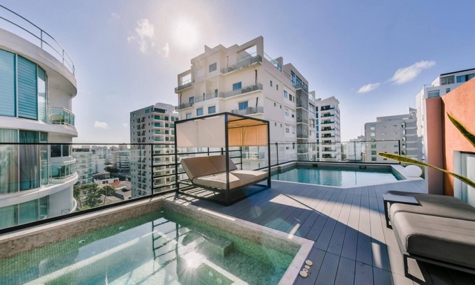 Downtown Santo Domingo Apartment | Regatta Living II With Breakfast Included - 703