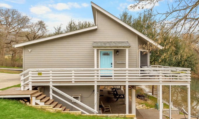 New Braunfels Ski Chalet | Relax at this Riverfront Retreat!