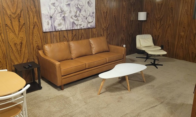 Hammond Apartment | Relax by Lake Michigan, just a quick 17-min drive away