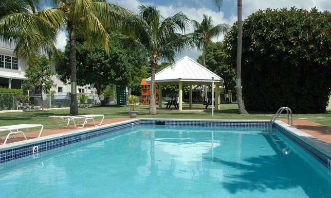 George Town House | Relax Enjoy and Play