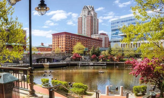 Goose Hollow Hotel | Relax in Style at a Boutique Hotel with Signature Amenities, Pet Friendly!