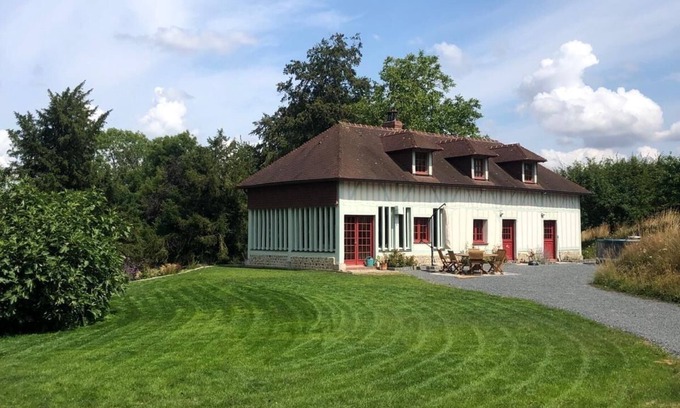 Selles House | Relaxing and Comfortable Cottage in the Heart of Normandy