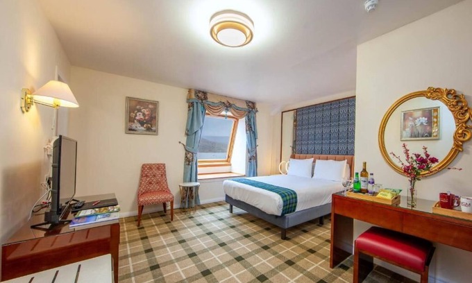 Fort William Hotel | Relaxing Highland Getaway | Near Steam Train & Hiking Trails