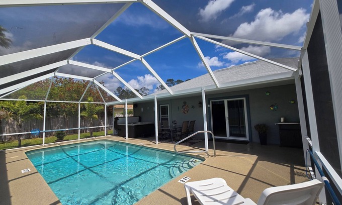 Palm Coast House | Relaxing Pool Home with spacious parking, close to Flagler Beach & Daytona