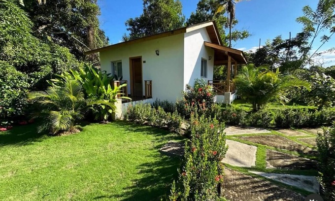 Sanchez Apartment | Relaxing Retreat: Bungalow with Jacuzzi and Pool n