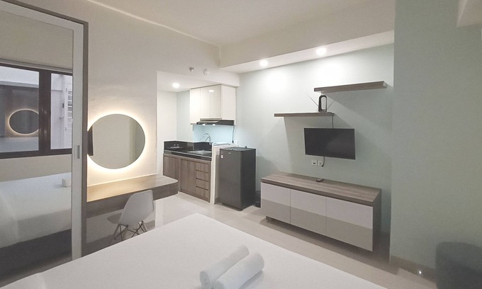 Depok Apartment | Relaxing Studio At 5Th Floor Altuz Seturan Yogyakarta Apartment