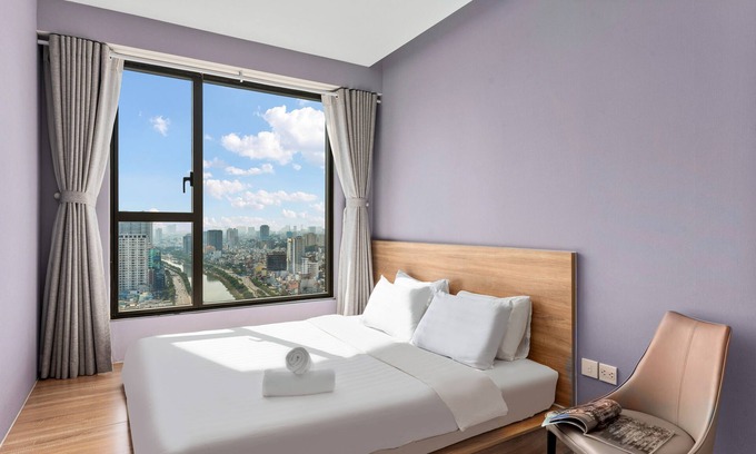 Bach Dang Riverside Apartment | REM Rivergate Garden Pool Signature Apartments