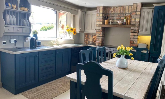 Belfast House | Remarkable 3-bed House in Belfast