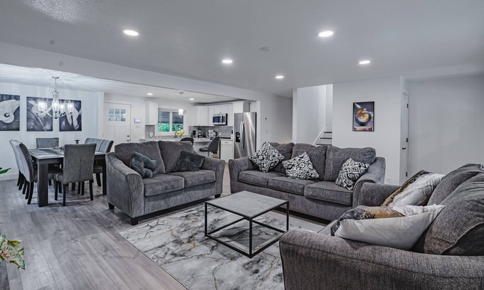 Alta Vista Area House | Remodeled 4-bedroom home with hot tub-15 mins from Downtown Denver