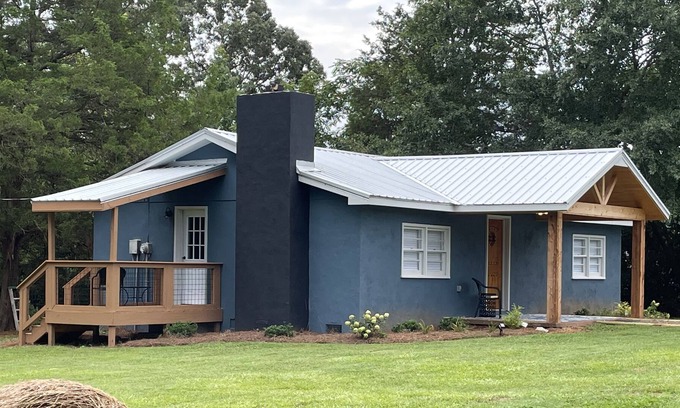 Inman Cottage | Remodeled Cottage with farm setting views and wildlife