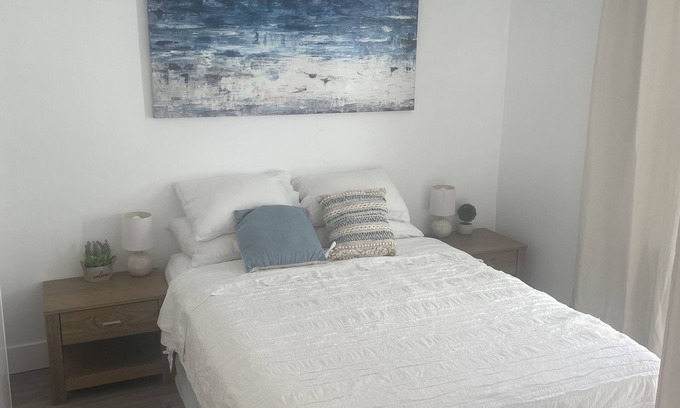 Downtown Phoenix Cottage | Remodeled Stand alone Cottage.