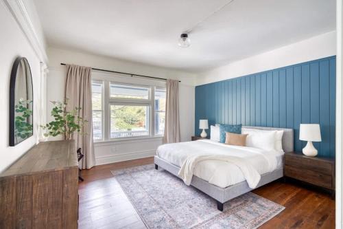 Belmont Apartment | Renewed Classic 2BR - 95 WalkScore