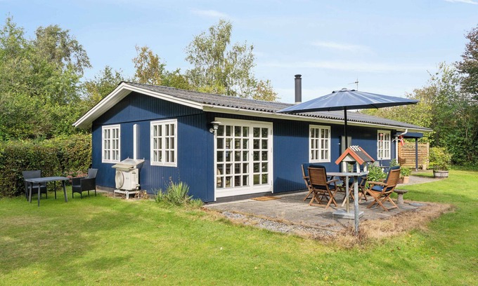 Ronbjerg House | Renovated classic cottage close to beach