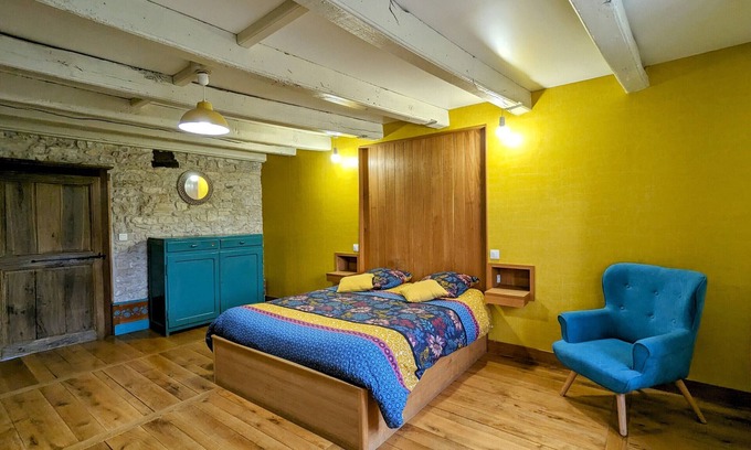 Mauvages Cottage | Renovated cottage in Mauvages with garden, BBQ and WIFI