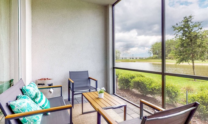 Immokalee Condo | Renovated Pet-Friendly condo - golf, & grill access