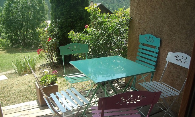 Les Vigneaux Apartment | RENTAL OF TWO APARTMENTS IN VIGNEAUX