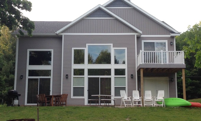 Silver Lake Cottage | Rental With Waterfront Access To Silver Lake. Near Silver Lake Sand Dunes.
