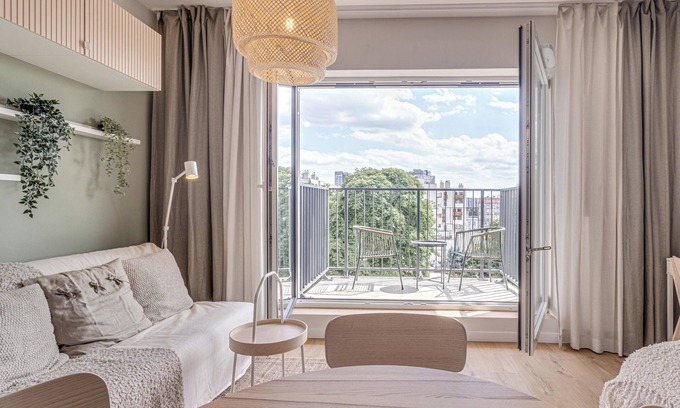 Srodmiescie Apartment | RentPlanet - Apartamenty Dmowskiego