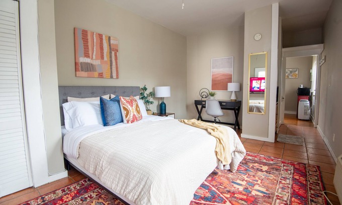 Five Points South Apartment | ♢Repurposed Guest House by 5Points/UAB/Lakeview♢