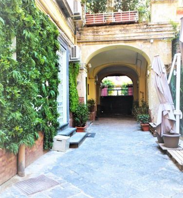 Chiaia Apartment | Residence e appartamenti Bausan