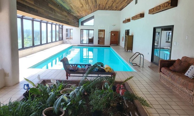 El Prado House | Residence Guesthouse on 30 acre Cielo Taos Estate