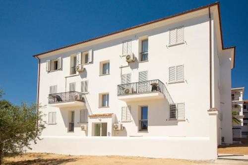 Orosei Apartment | Residence in Orosei, apartments 4 beds with air conditioning