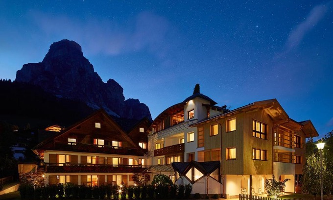 Corvara in Badia Apartment | Residence Mugun