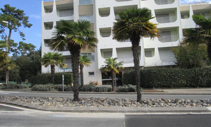 Saint-Palais-sur-Mer Apartment | Residence St PALAIS