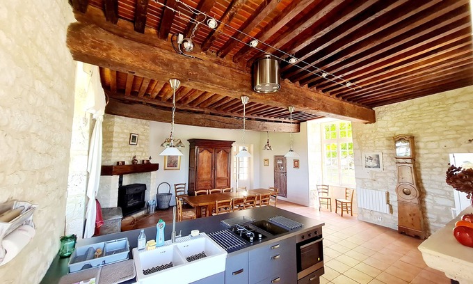 Pomport House | Residence, vineyards, natural pool, near Bergerac Dordogne Périgord