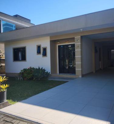 Zimbros House | Residencial Weng - Praia de Bombinhas SC