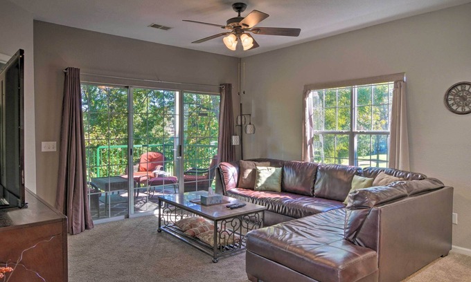 Branson Condo | Resort Condo w/Patio, 5 Mi to Branson Landing!