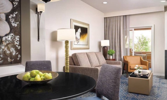 North Scottsdale Resort | Resort in phenomenal Scottsdale near Barrett Jackson 2025 Auction