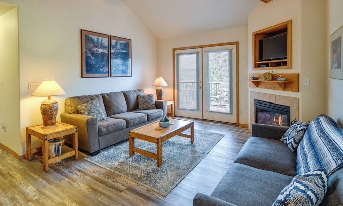 Klamath Falls House | Resort-Style Klamath Falls Home, Golf Course View!