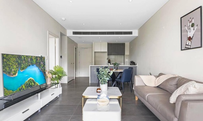 Lidcombe Apartment | Resort Style Living One bedroom Apt Olympic Park