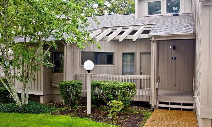 Fairfield Glade Villa | 🌄Resort Vacations at Fairfield Glade TN Beautifully Decorated 2 bedroom + Loft Villa