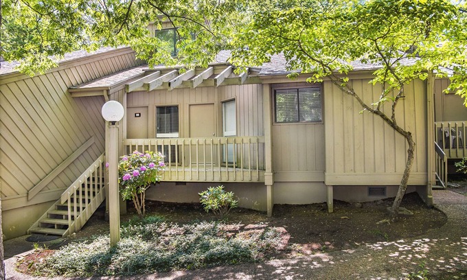 Fairfield Glade Villa | 🌄Resort Vacations at Fairfield Glade TN Beautiful Golf Villa with 4 Queen Beds!