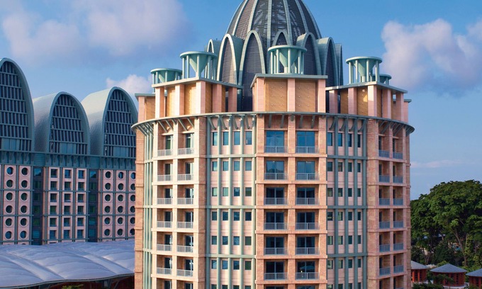 Resorts World Sentosa Hotel | Resorts World Sentosa - Crockfords Tower