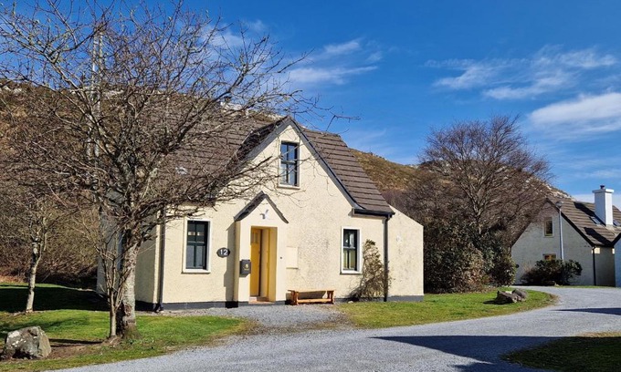 Clifden House | Rest and Recharge at 12 Clifden Glen