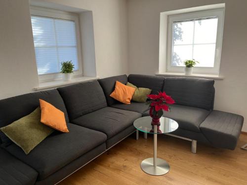 Siegsdorf Apartment | REST - Ferienwohnung "Sonnenblume" mit schönem Bergpanorama - ab Mai Chiemgaukarte NEU!