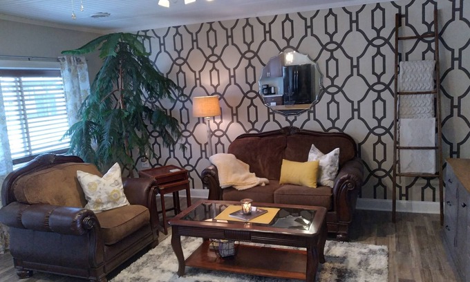 Lincoln House | Restored Building in Downtown Lincoln- Your Gateway to the Lake!