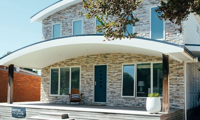 Port Fairy House | Restus on South ~ Coastal luxury.