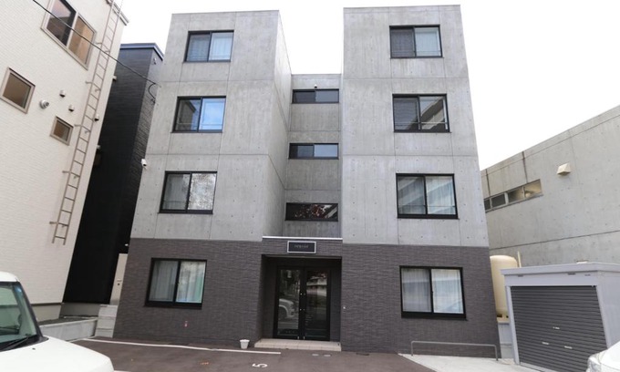 Chuo-ku Apartment | Reussir yamahanaminami 103