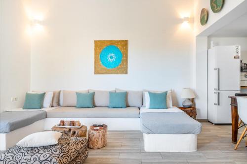 Ios House | Revery house