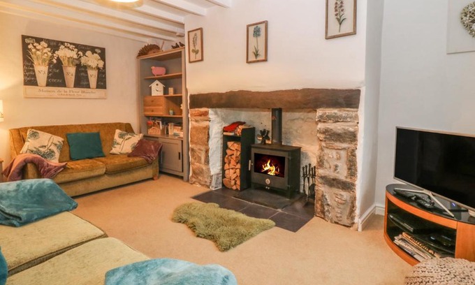 Newborough House | Rhianfa