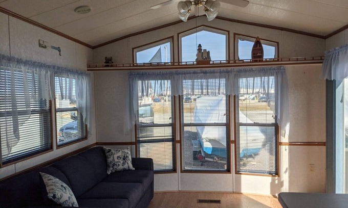 Snug Harbor House | RI East Matunuck Beach Home