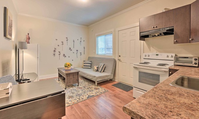 Steveston Apartment | Richmond Apartment - 1/2 Mile to Steveston Harbour