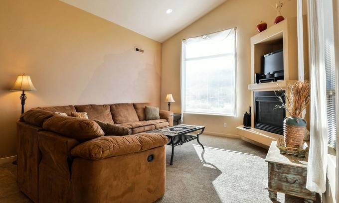 Moab South Valley Condo | Rim Village M4