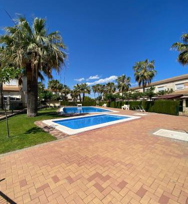 Oropesa del Mar Apartment | Rio Palancia II, Disfruta de una estancia en Familia, con Wifi y Parking Gratuito e Smart Tive, Una estancia de Cinco estrellas
