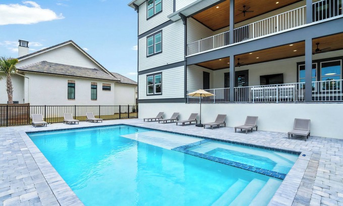 Gulf Pines House | Rising Tide | Private Pool/Spa | Golf Cart | Private Beach